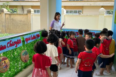 [video] Trẻ kể chuyện Tích Chu theo tranh vẽ – Lớp B5 (mầm non xã Vũ Bản)